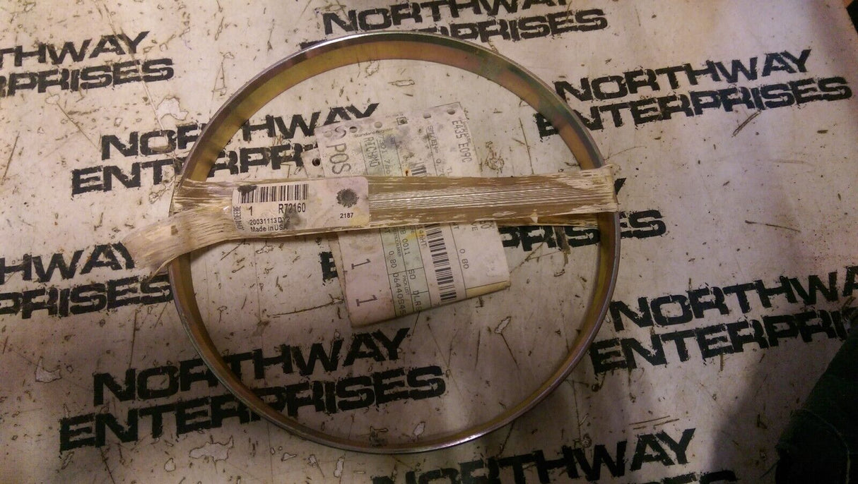 JOHN DEERE R72160 SLEEVE