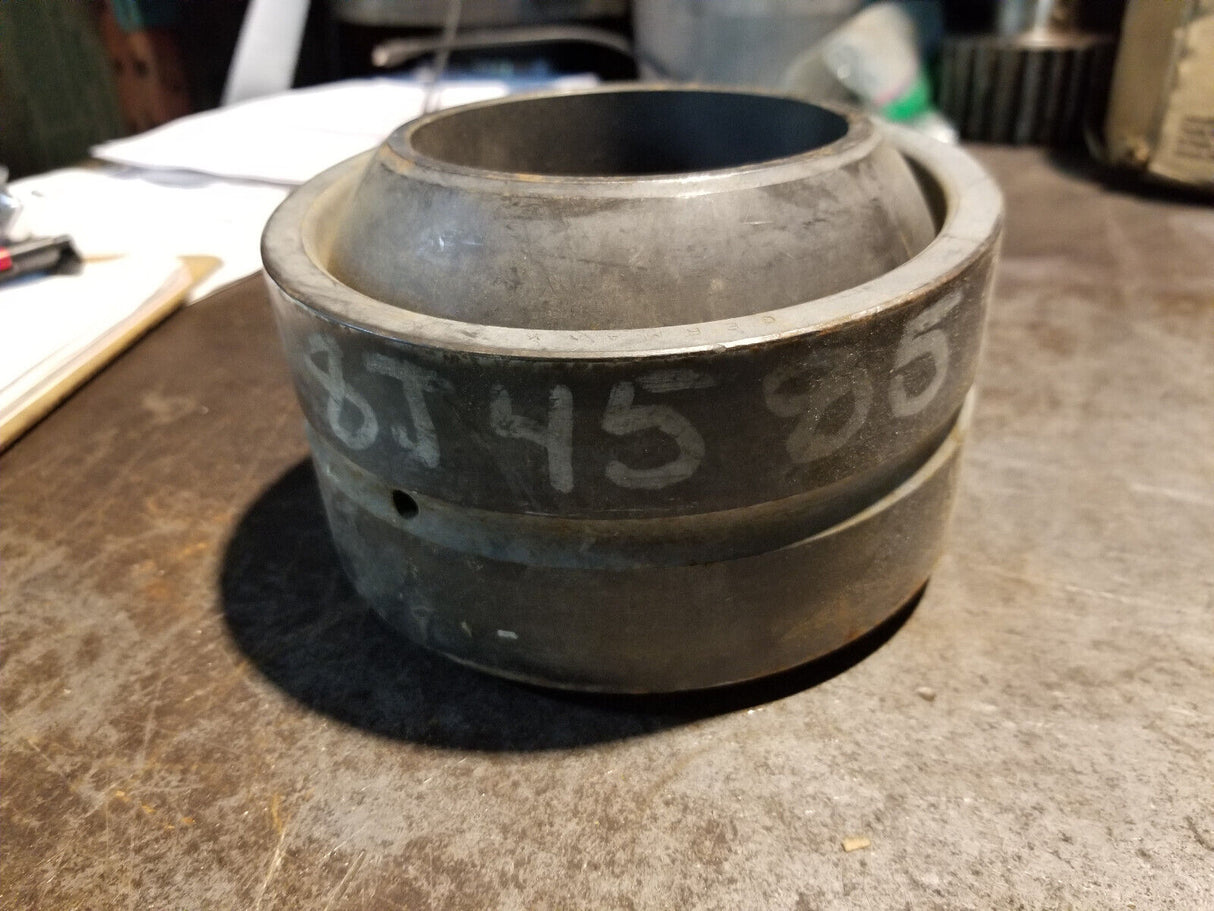 8J-4585 CAT BEARING 8J4585 SPHERICAL BEARING CATERPILLAR