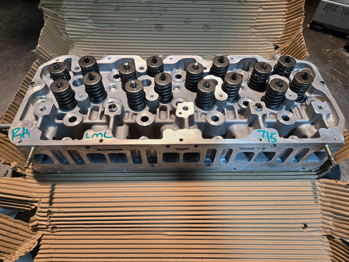 REMAN 11-16 2011-2016 LML DURAMAX 6.6L RH PASSENGER SIDE CYLINDER HEAD REF 715