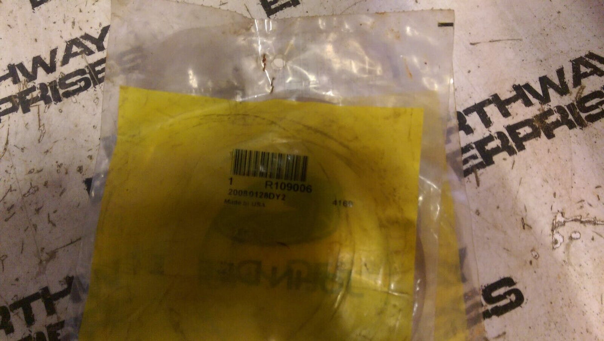 John Deere Thrust Washer - R109006