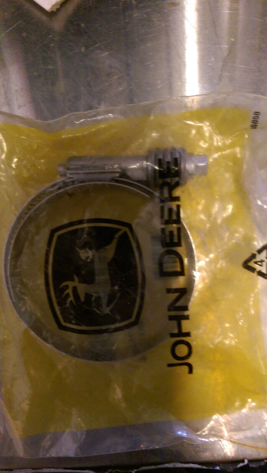 JOHN DEERE AH170895 BAND CLAMP