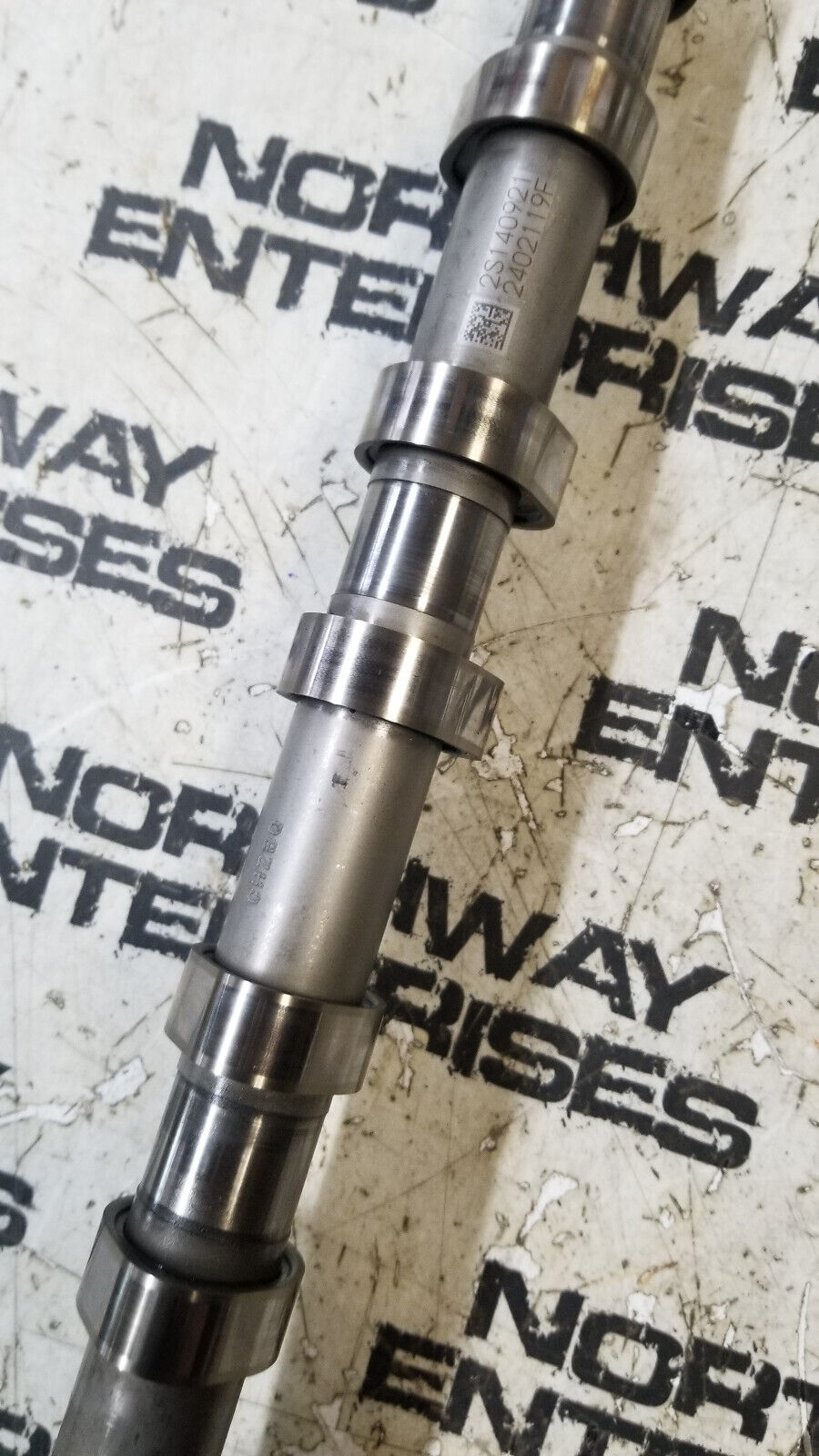 2014-2018 Intake Camshaft 40892004F 3.0L ECO Diesel  2s140921 2402119f