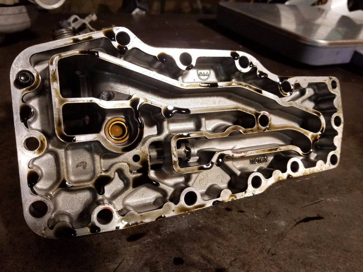 2011 CUMMINS 6.7L 6.7 OIL FILTER HOUSING OIL COOLER ADAPTER 5285028