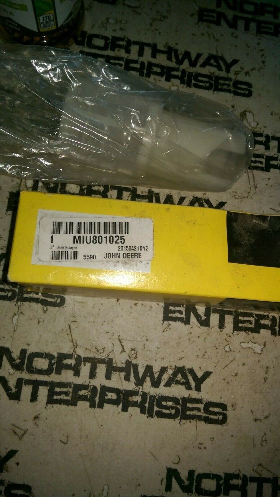 MIU801025 John Deere Original Equipment Separator