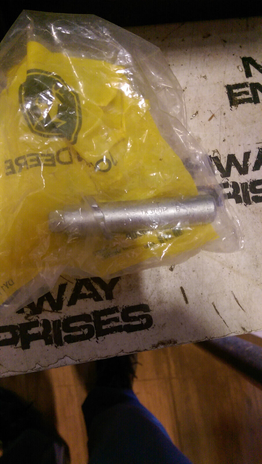 JOHN DEERE TK300P PIN FASTENER
