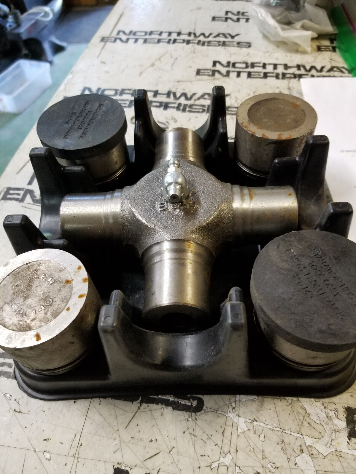 SPICER SPL140X UNIVERSAL JOINT