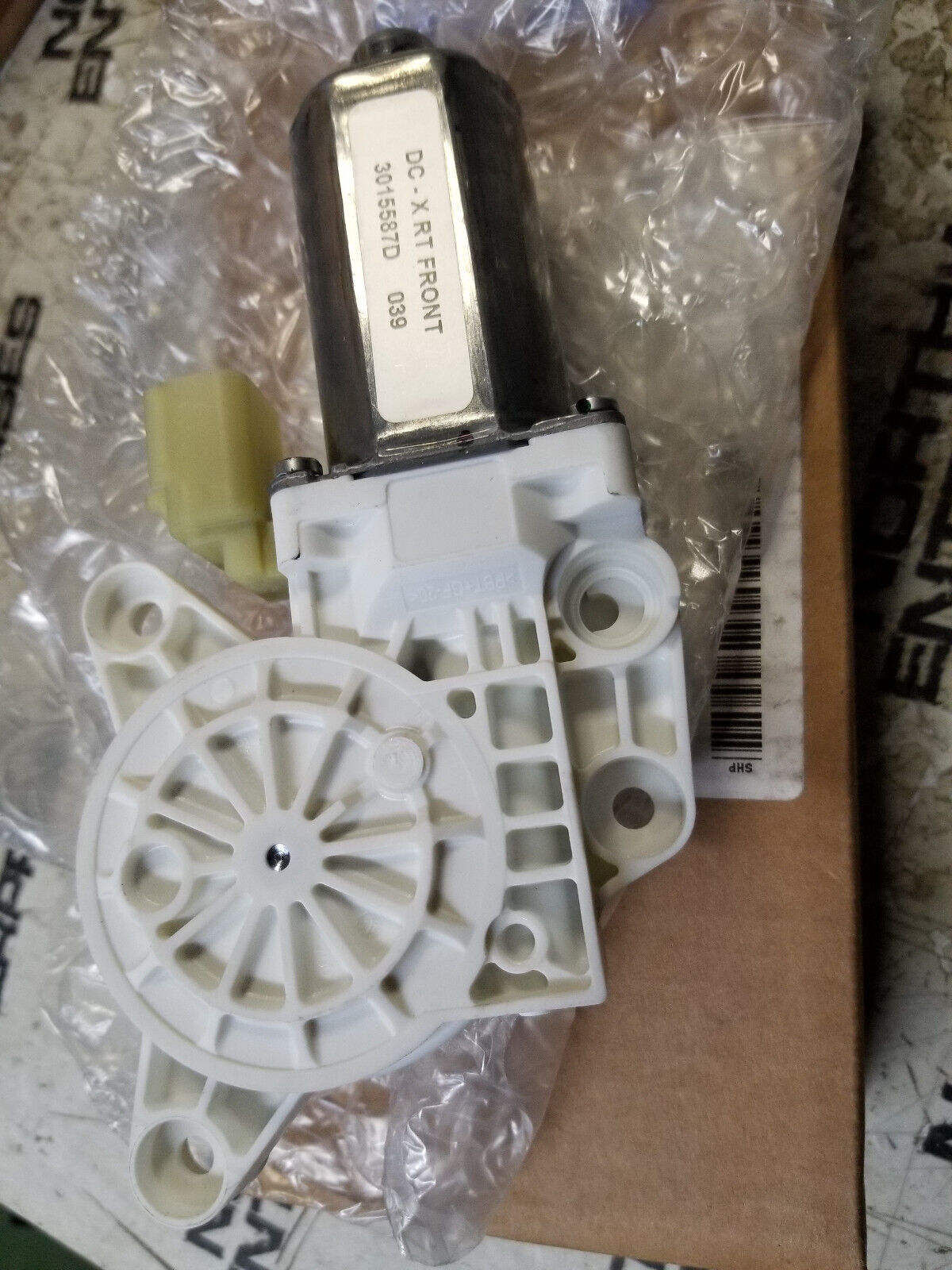 68030657AA WINDOW MOTOR FRONT LH NEW OEM Mopar 2008-20 Dodge Grand Caravan