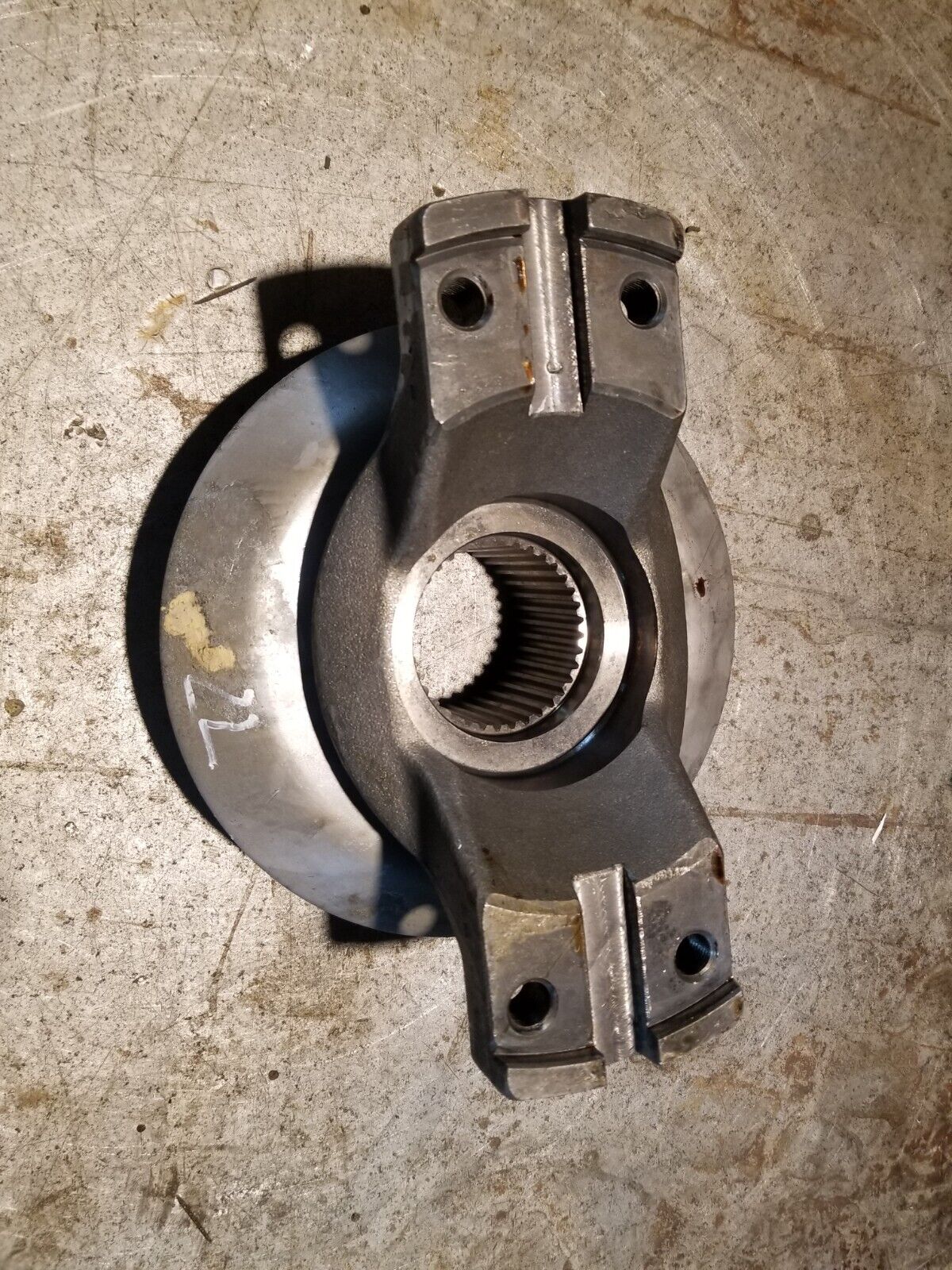 John Deere R72163 UNIVERSAL UJOINT YOKE