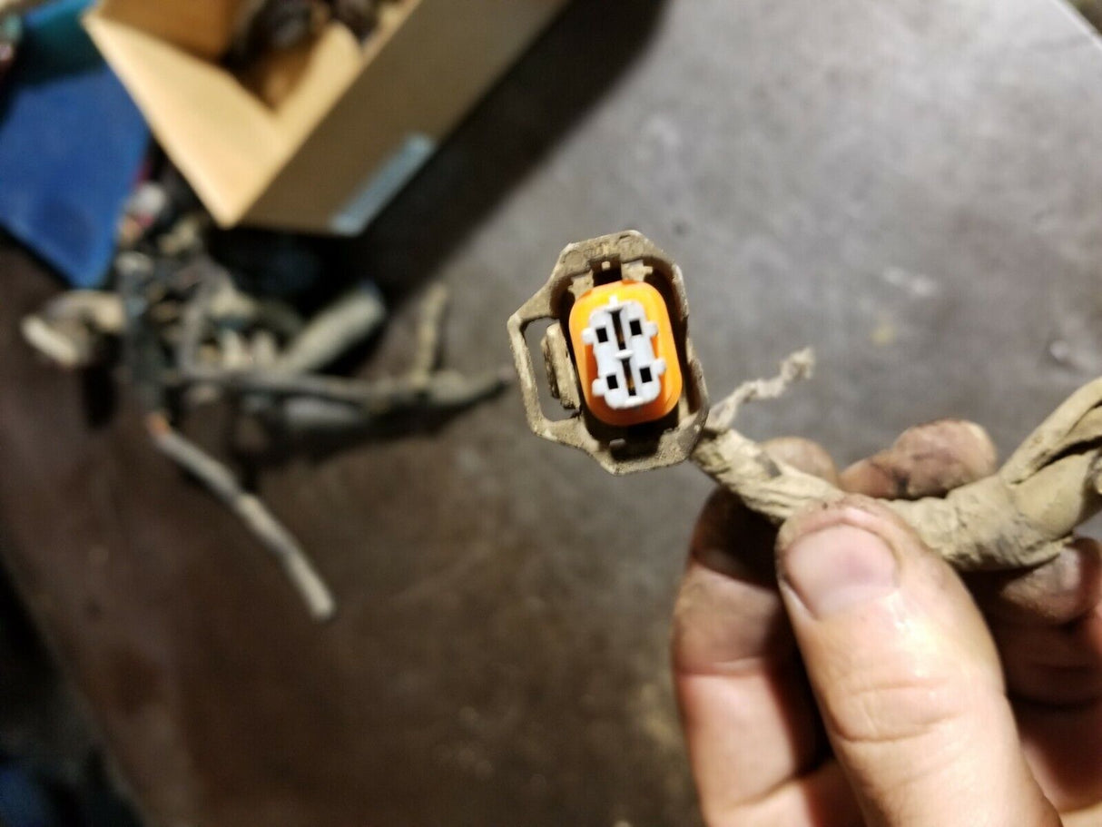 2 WIRE 6.0L POWERSTROKE ENGINE HARNESS PIGTAIL CONNECTOR orange
