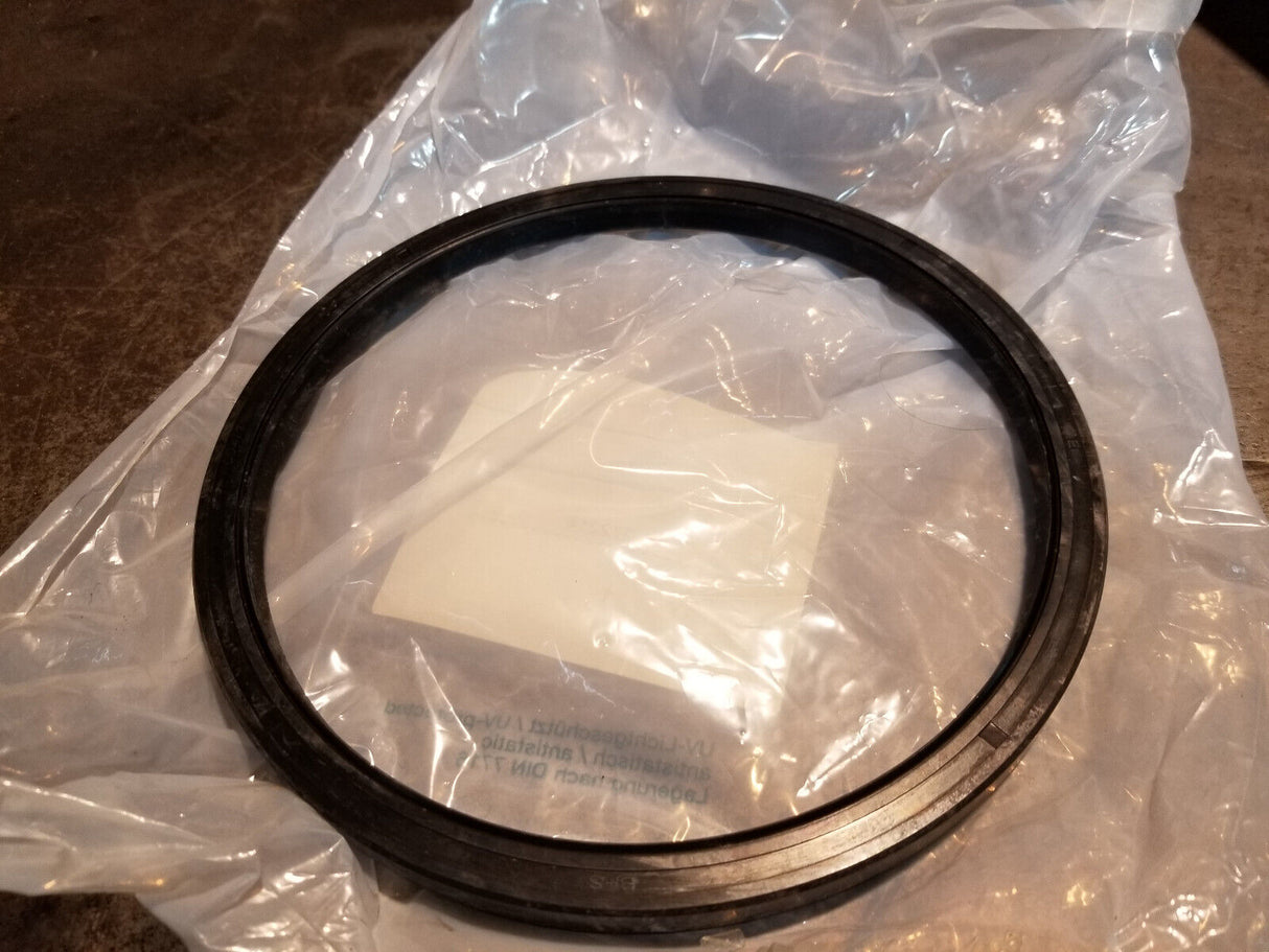 PM 272214 SEAL