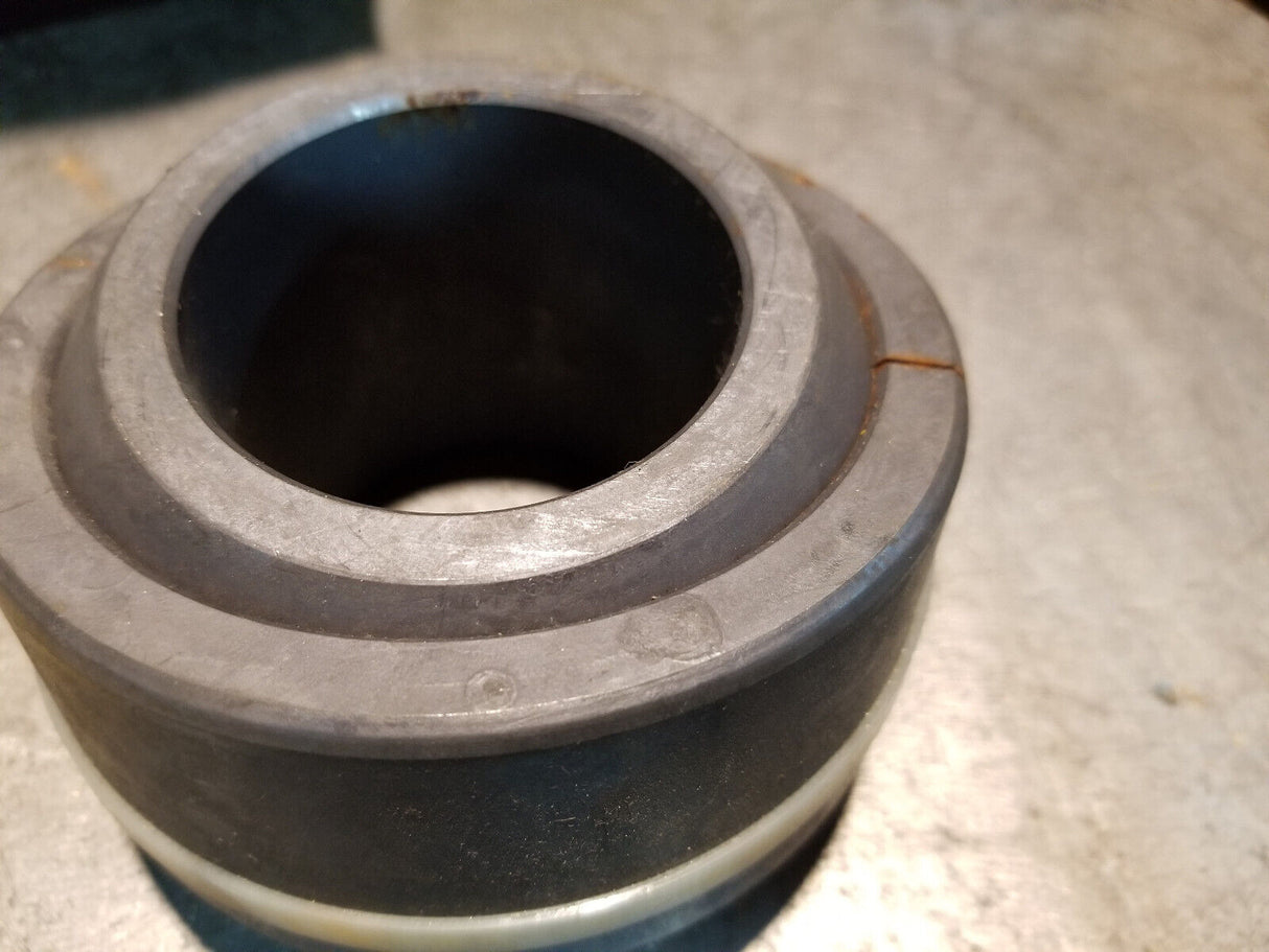 7T-9147 Self-Aligning Spherical Plain Bearing 7T9147