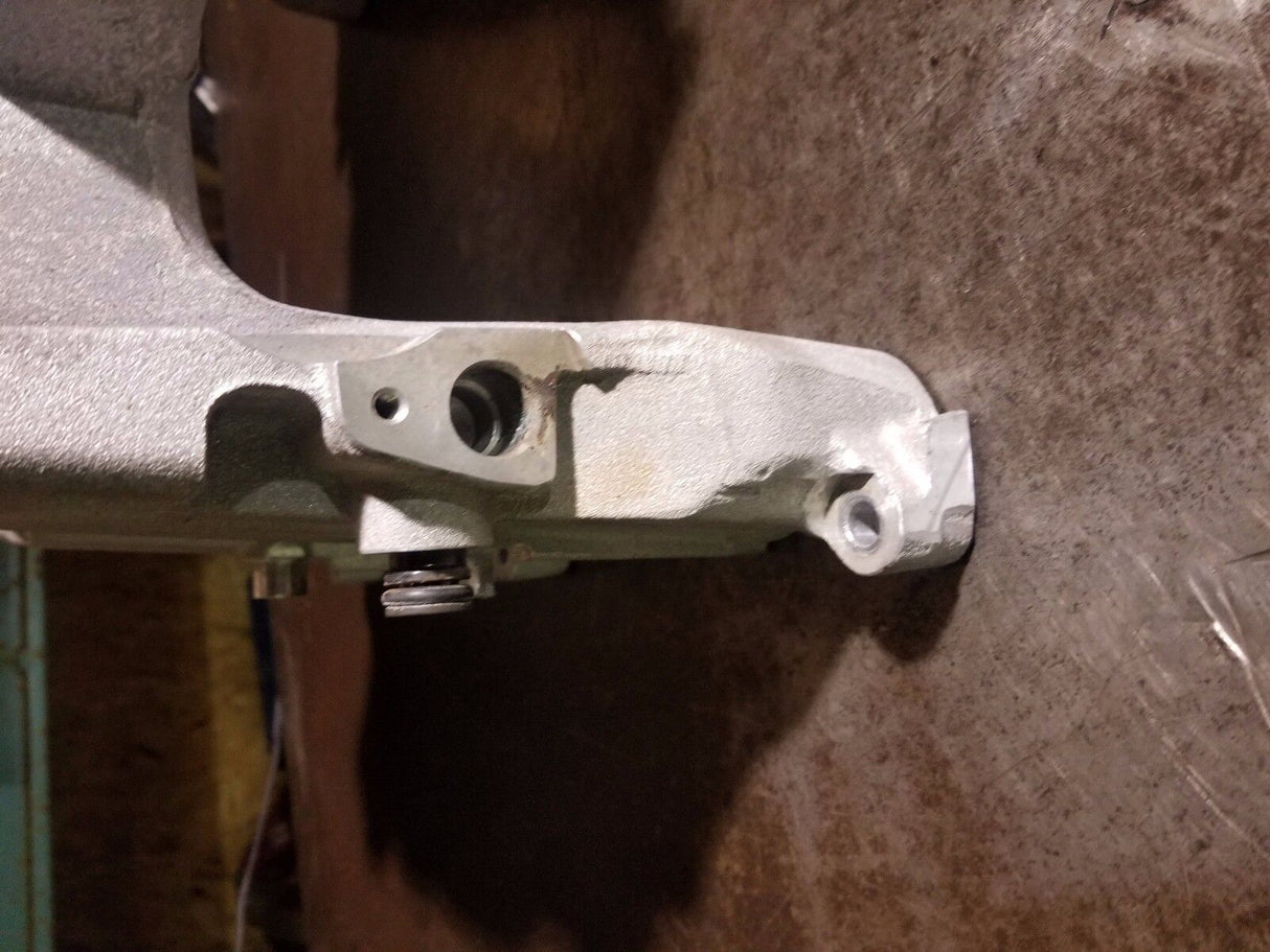 2016-2016 NISSAN TITAN XD INTAKE MANIFOLD 14001-EZ40A 14001EZ40A 4360046