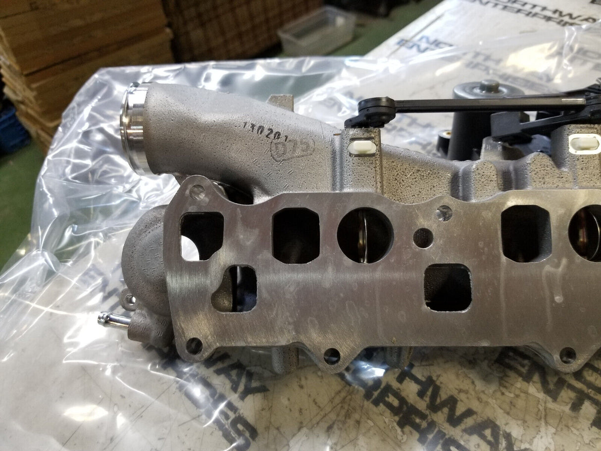 Intake Plenum - Mopar 68064296AA Grand Cherokee. 3.0l diesel 2007-2009