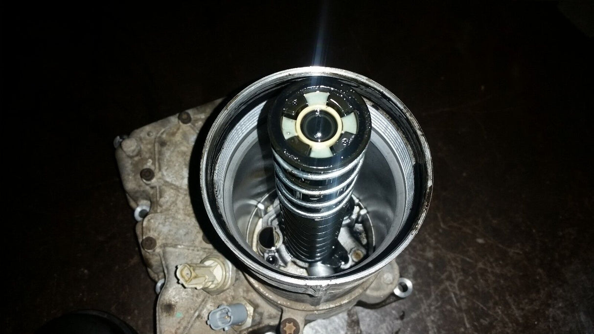 6.4 Powerstroke Turbo Diesel 6.4L Oil Cooler oil filter  P1855840C96 1846635C3