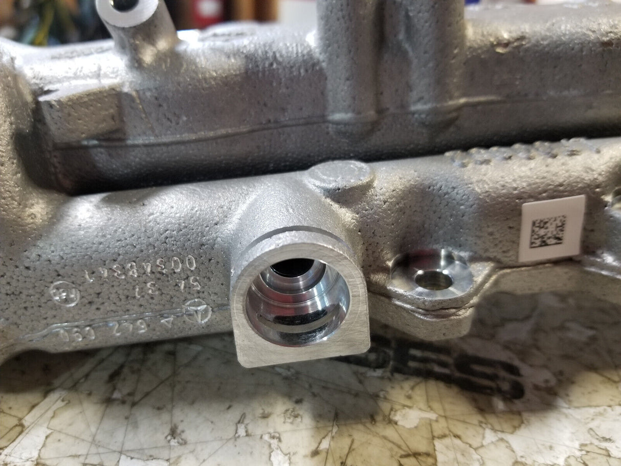 Intake Plenum Mopar 68030168AA 07-09 Grand Cherokee. 3.0l diesel Left