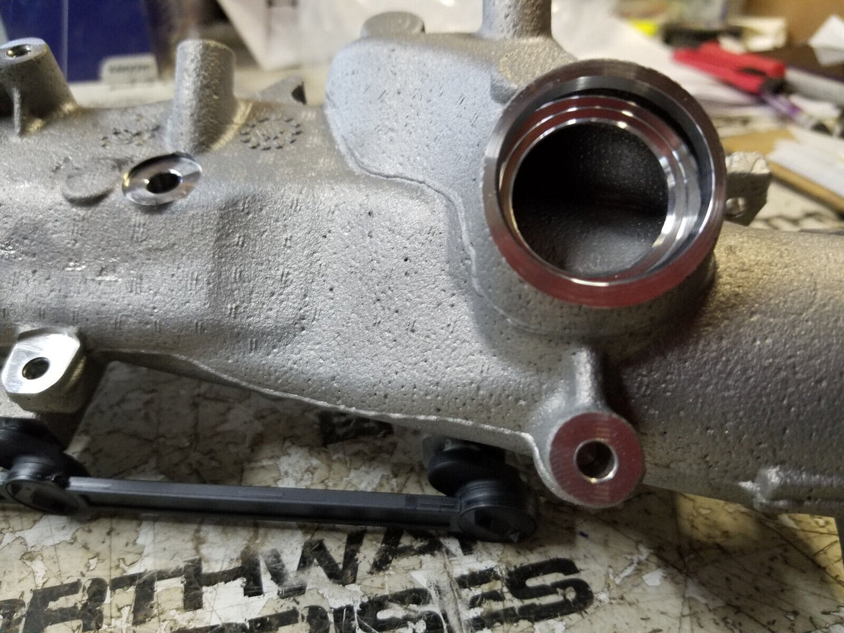Intake Plenum Mopar 68030168AA 07-09 Grand Cherokee. 3.0l diesel Left