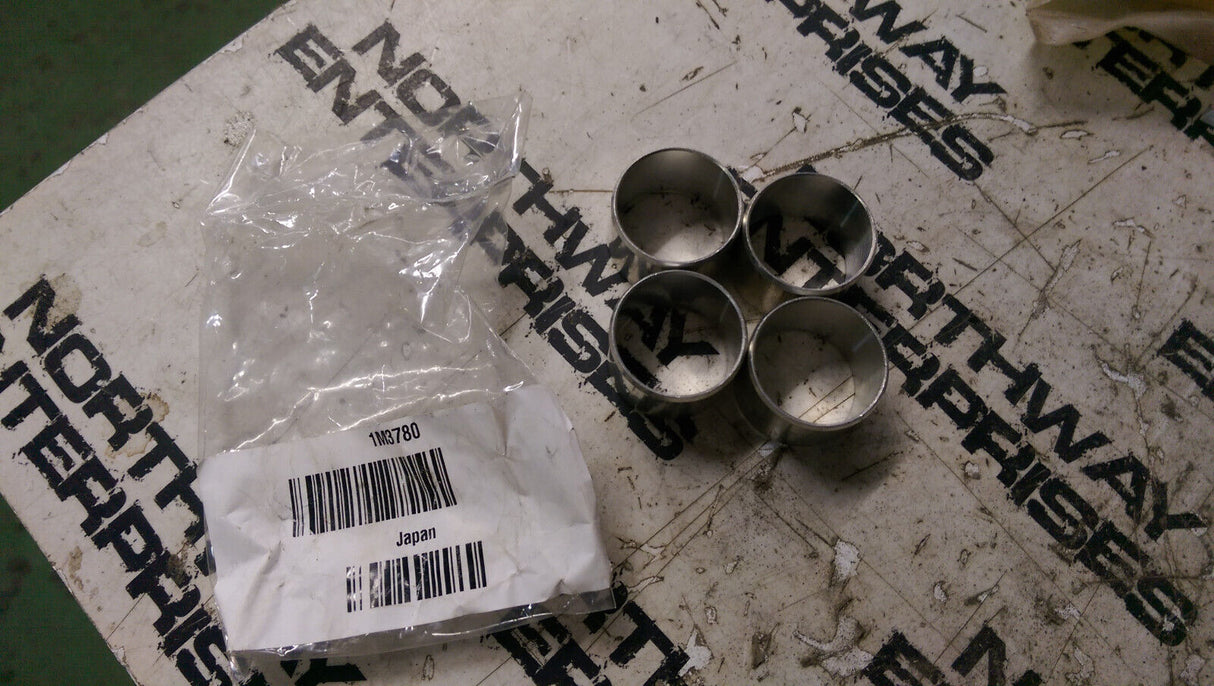 LOT OF 4 PIECES CATERPILLAR 1M3780 1M-3780 BEARING SLEEVE