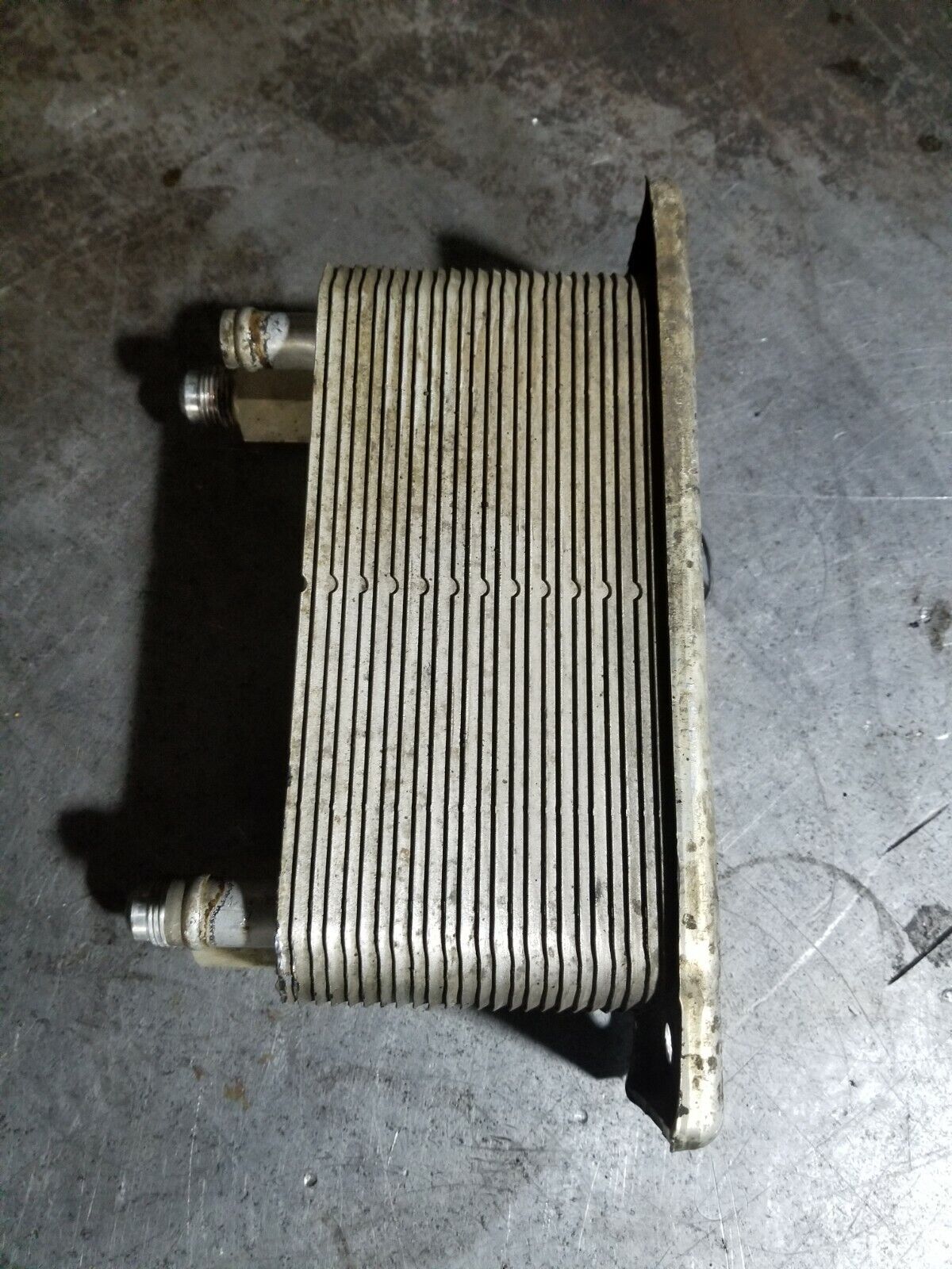 4930582 03-09 Dodge Ram Diesel 5.9 liter Torque Converter Transmission Cooler