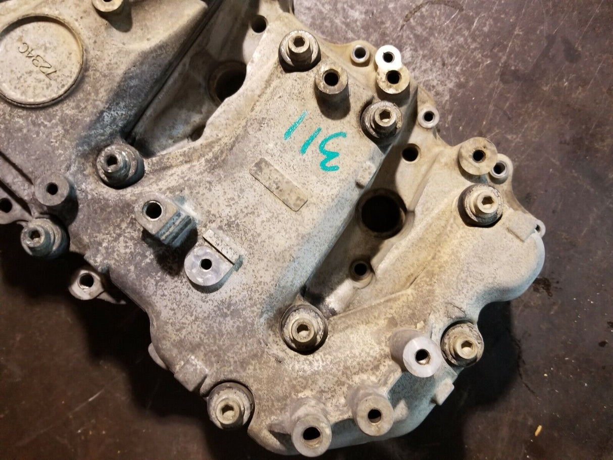 2011-2015 DURAMAX 6.6 6.6L DIESEL LML VALVE COVER & SPACER RH PASSENGER r311