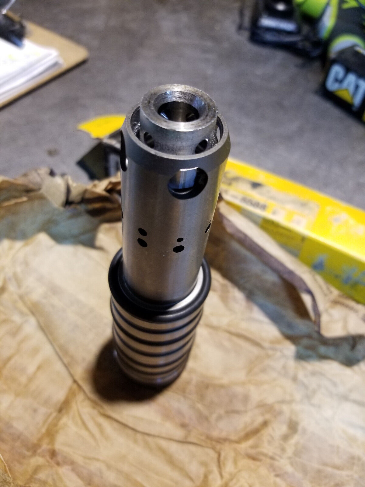 255-5588 CATERPILLAR VALVE 2555588: Valve Group-Basic