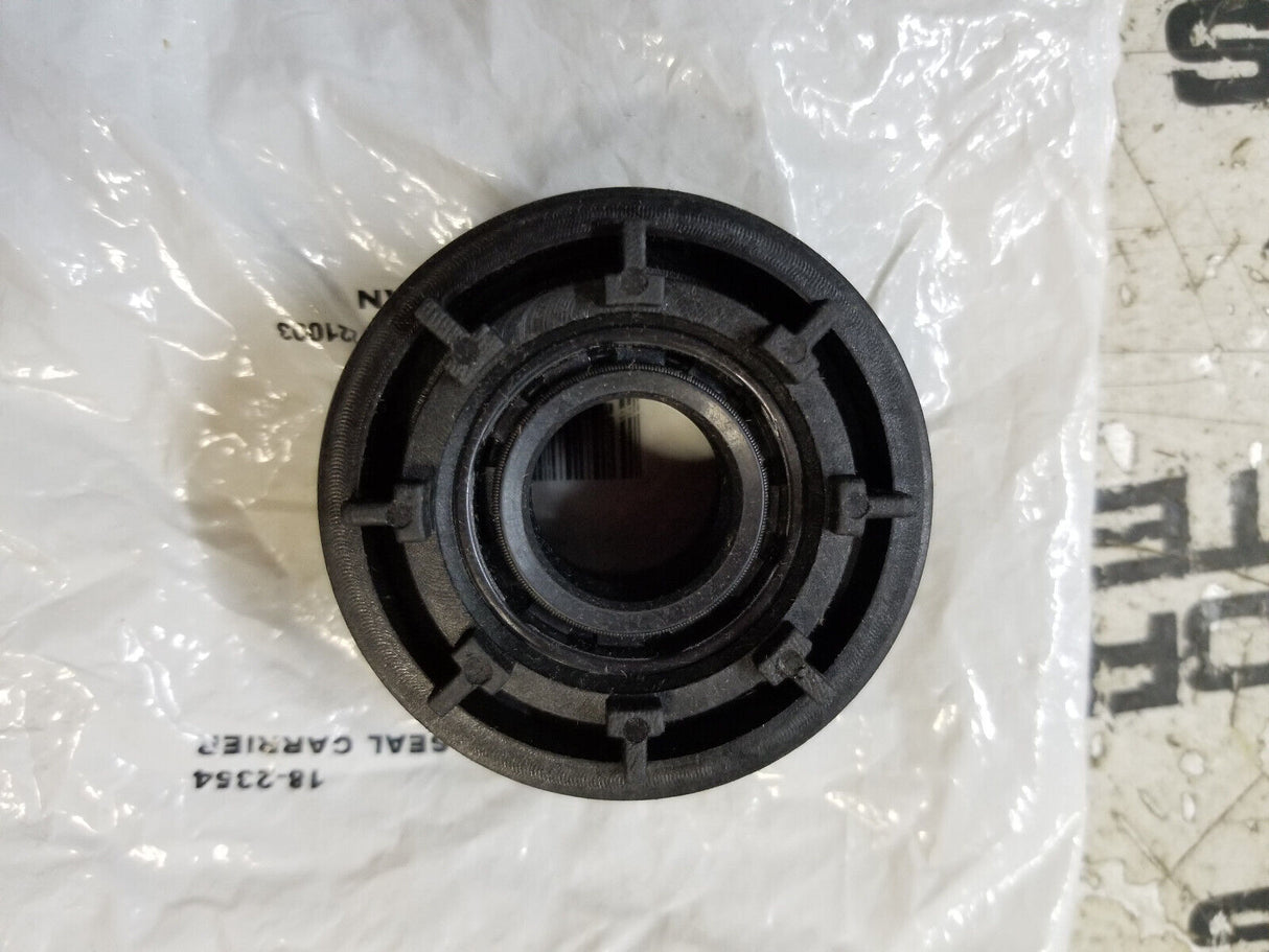 807929A1 Seal Carrier Assembly Base Fits Mercruiser Alpha One Gen II 18-2354