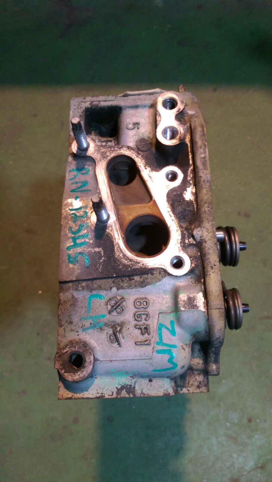 DRIVERS LEFT HAND 2006-2010 Chevy GMC 6.6 LBZ LMM DURAMAX CYLINDER HEAD  C4