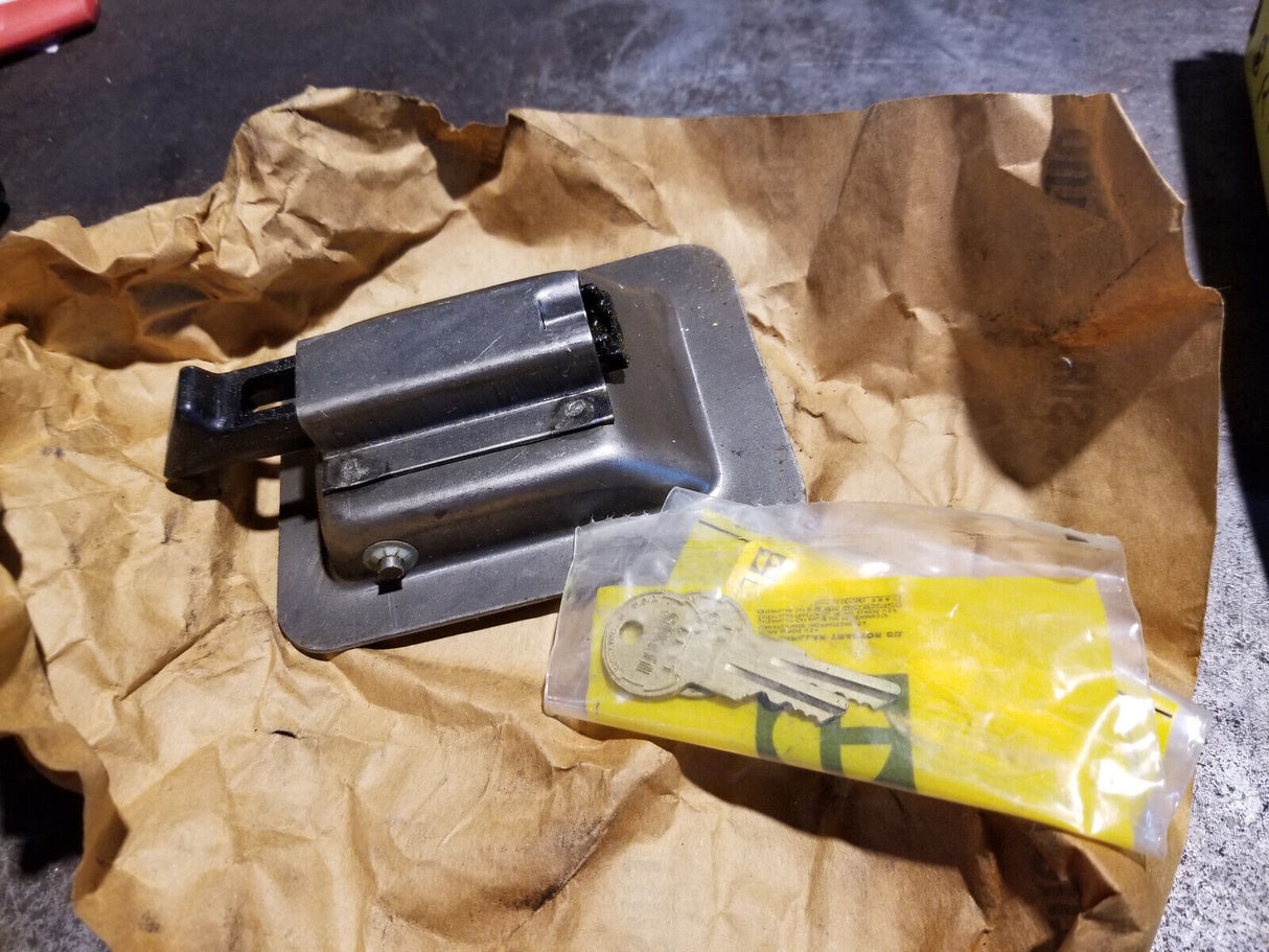 8K-1040 CATERPILLAR 8K1040 CAT LATCH DOOR LATCH