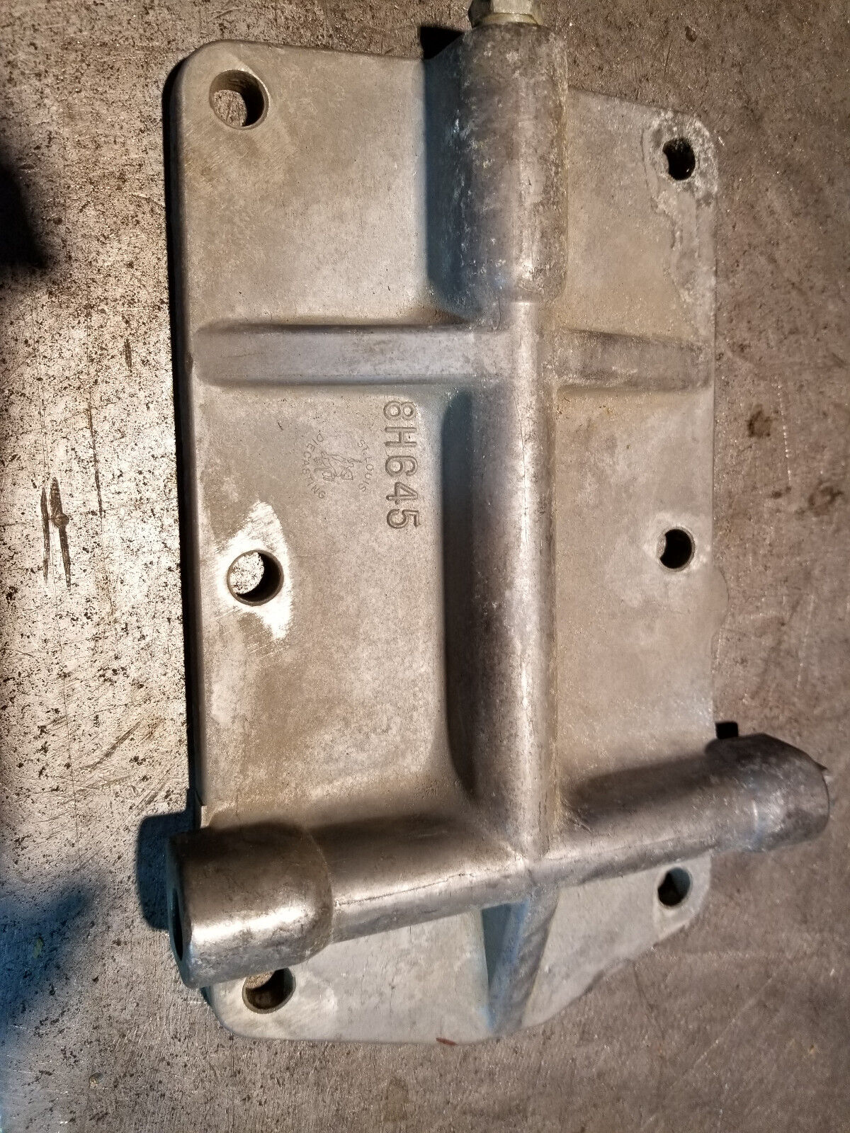 8H-645 8H645 CATERPILLAR FUEL FILTER COVER