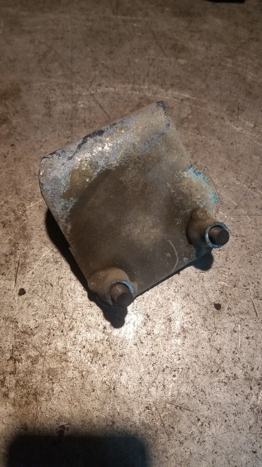 1998-2002 DODGE RAM 2500 3500 5.9L 24V VP44 FUEL INJECTION PUMP BRACKET 3945519