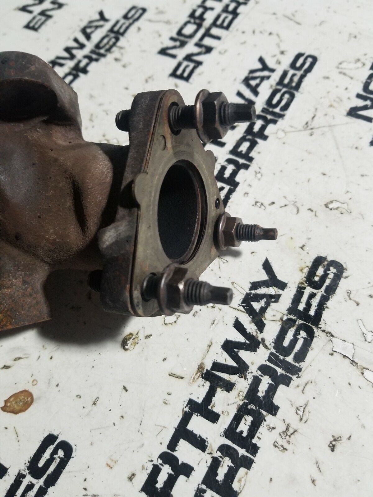 2016-2019 NISSAN TITAN XD EGR EXHAUST PIPE Connector Tube 14012EZ40A 4359977