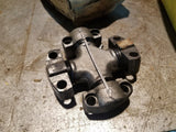 John Deere Pinion - AT74269 UNIVERSAL JOINT ref71