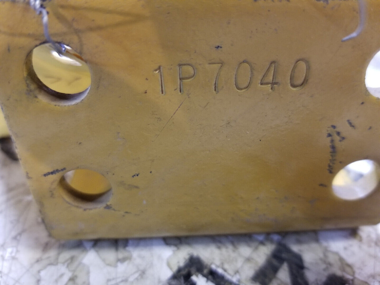 1P7040 CATERPILLAR 1P-7040 BRACKET
