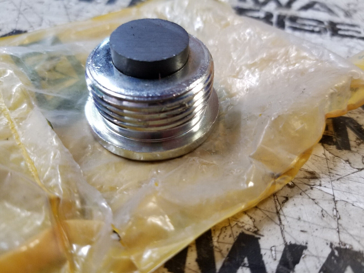459-0558 CATERPILLAR 1 5/16'' Magnetic Plug