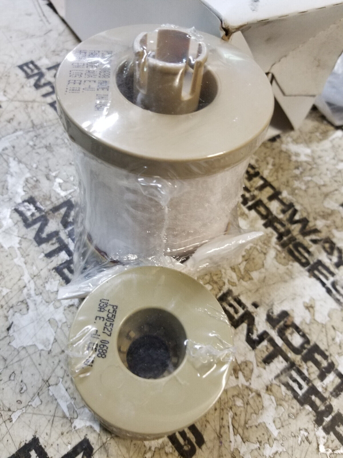 DONALDSON P550527 FUEL FILTER KIT