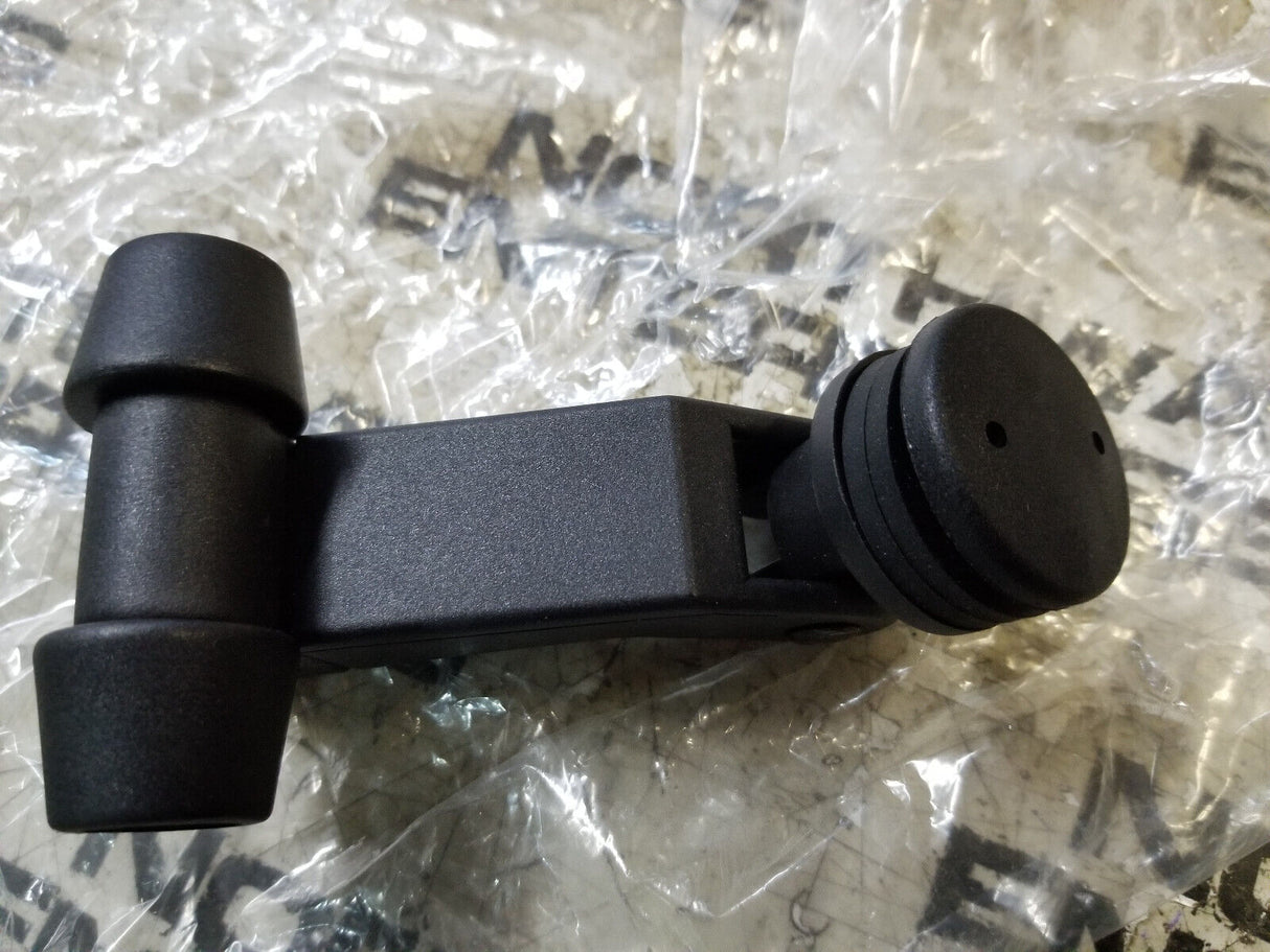 OEM CATERPILLAR 8Y-8294 8Y8294 Glass Bond Window Latch 773F D10R 772 775F