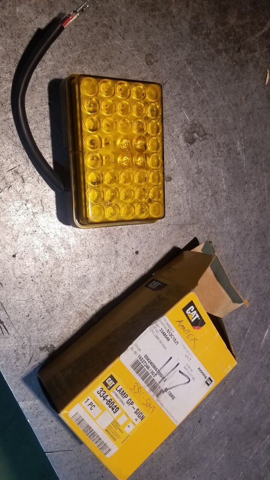 334-5049 CATERPILLAR LED LAMP AMBER, PIGTAIL MISSING