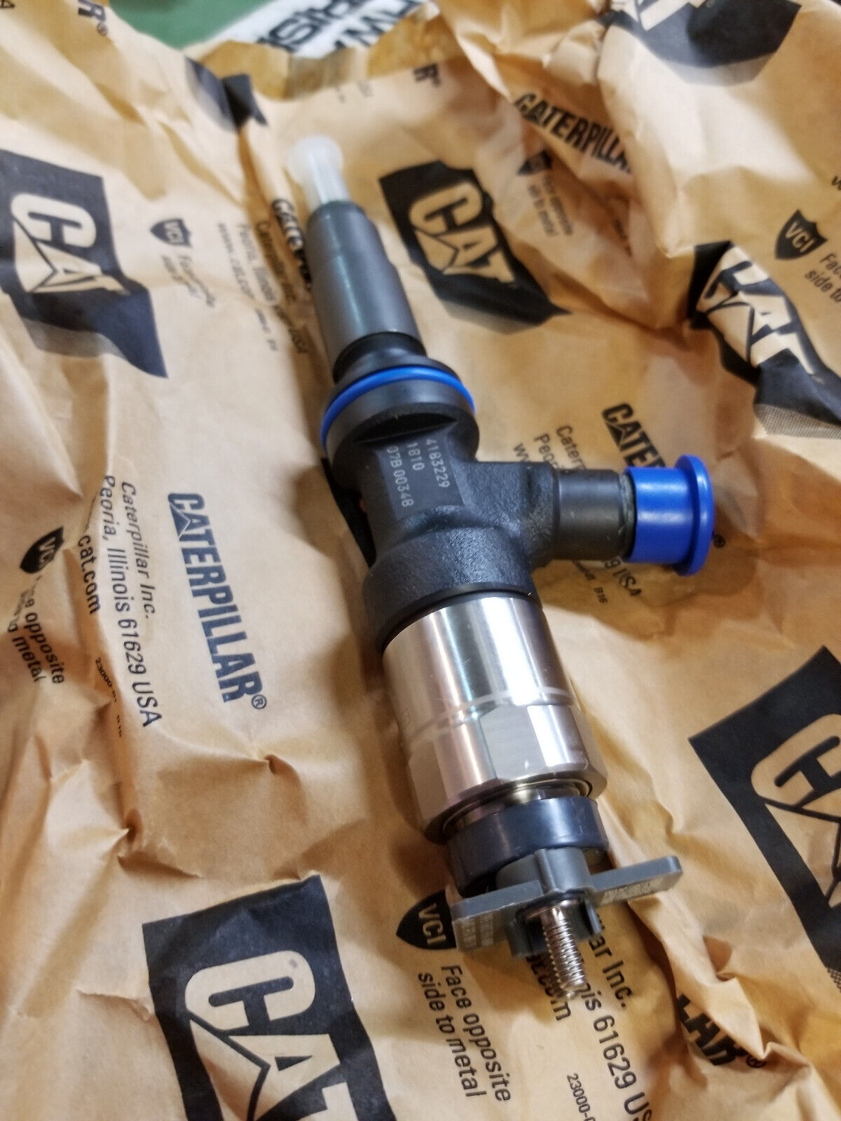 NEW GENUINE CATERPILLAR 418-3229 FUEL INJECTOR 4183229 NO CORE REQUIRED