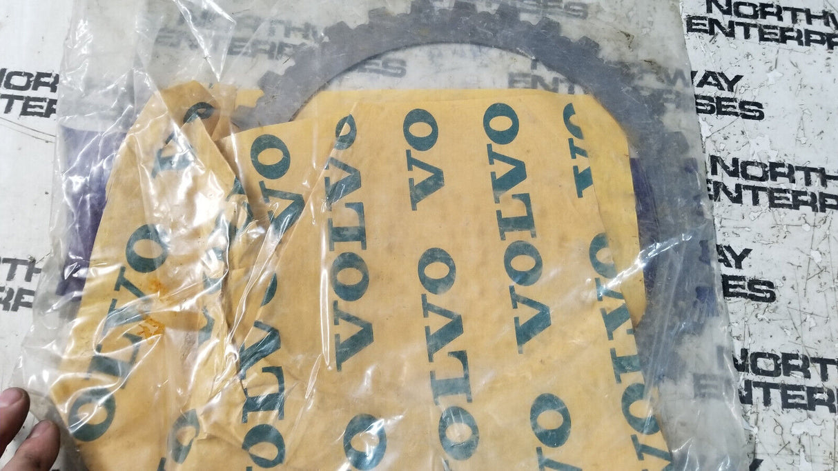 VOE15067331 VOLVO PLATE 15067331