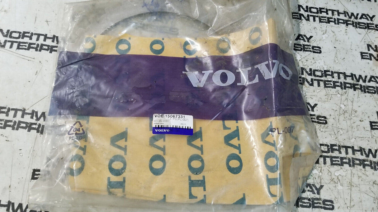 VOE15067331 VOLVO PLATE 15067331