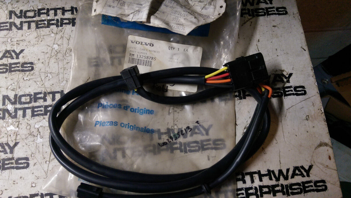VOLVO 13258785 HARNESS