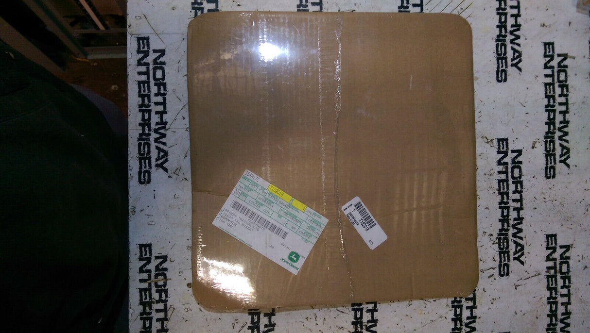 JOHN DEERE T162018 GASKET