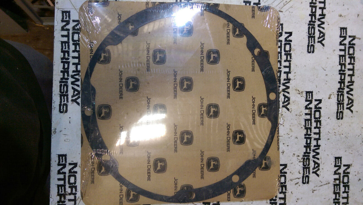 JOHN DEERE T162018 GASKET