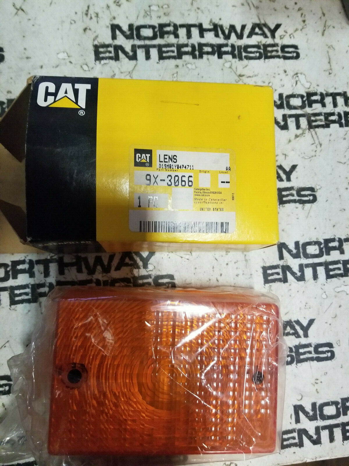 9X-3066 CATERPILLAR LENS