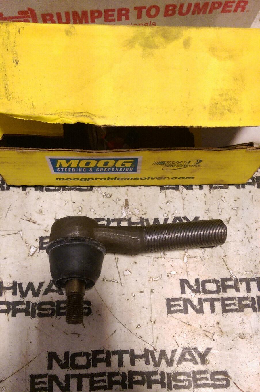 Moog ES3009R Steering Center Link Tie Rod End
