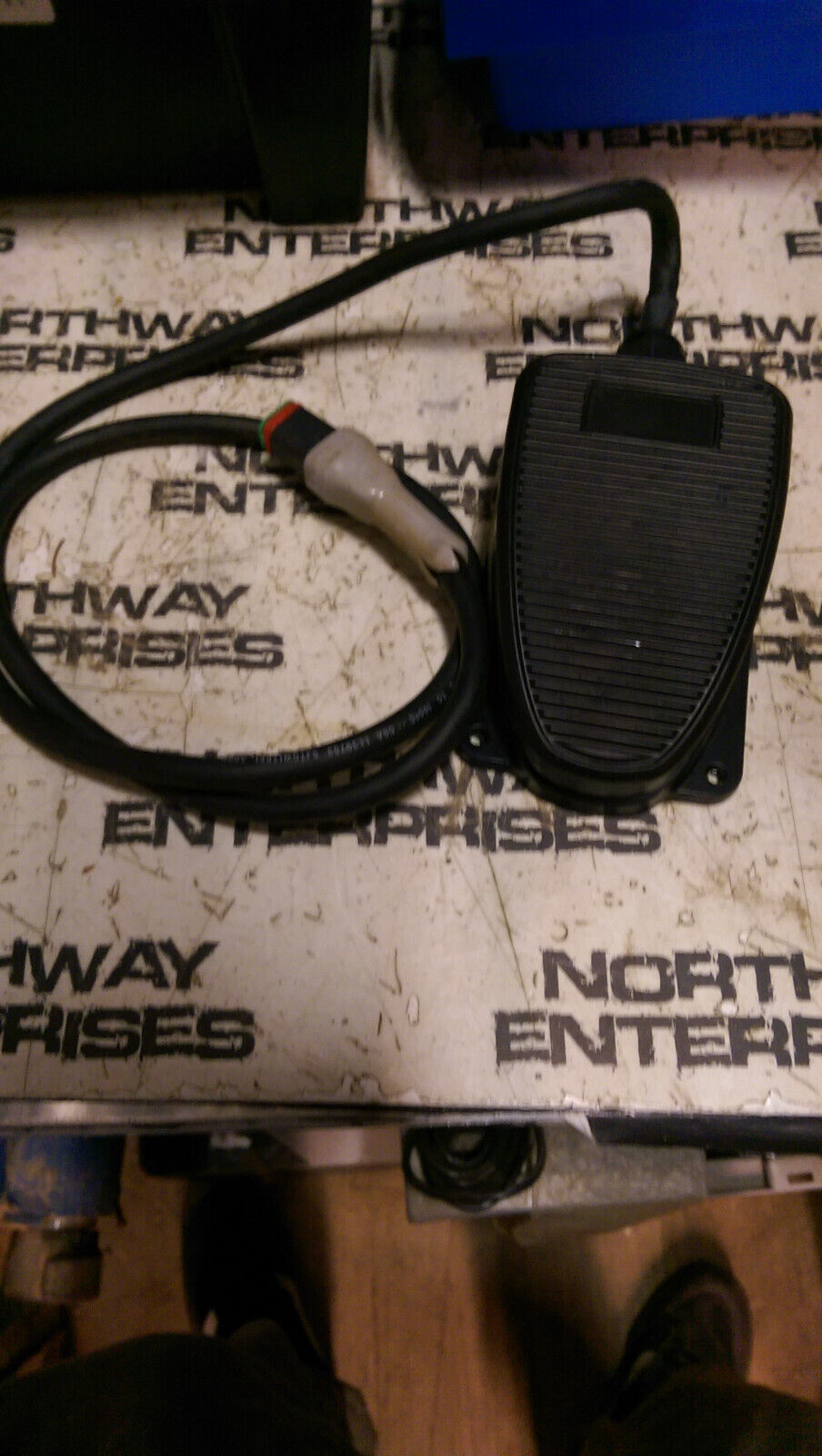 Foot Switch Assembly 228466 for Genie S-40 S-45 S-80 S-85 Z-60/34