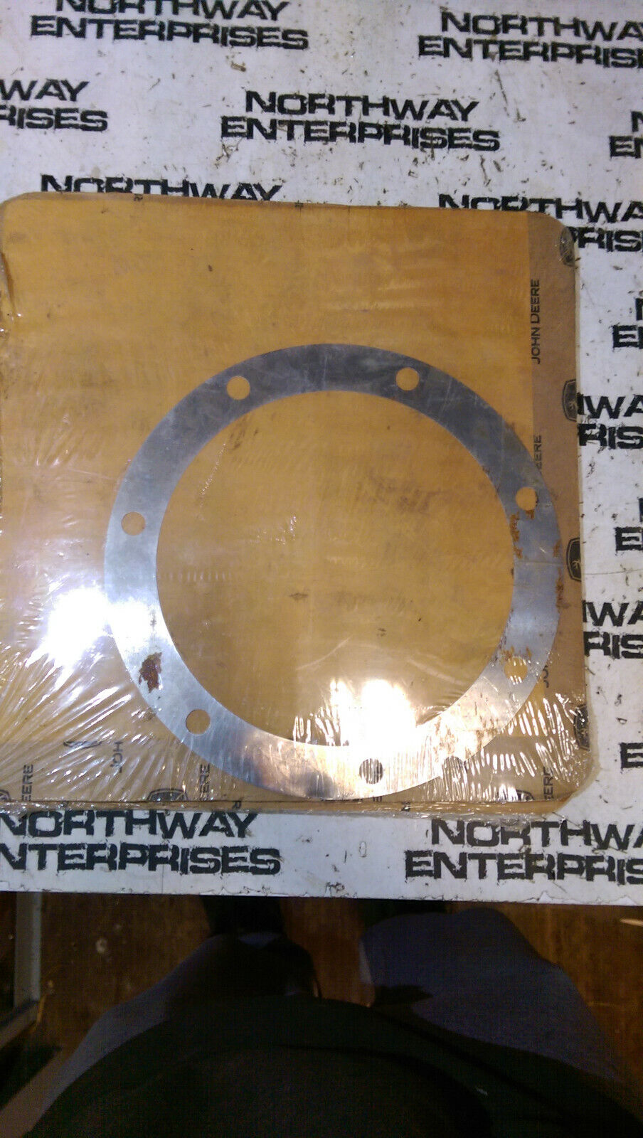 JOHN DEERE T48146 SHIM