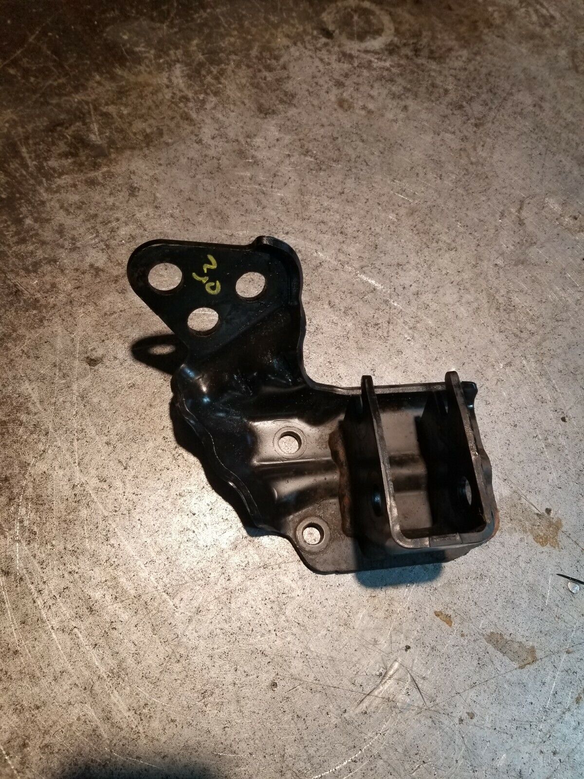 68159779AE 2014-2019 3.0L ECO DIESEL Engine Mount Bracket Left Side Mopar