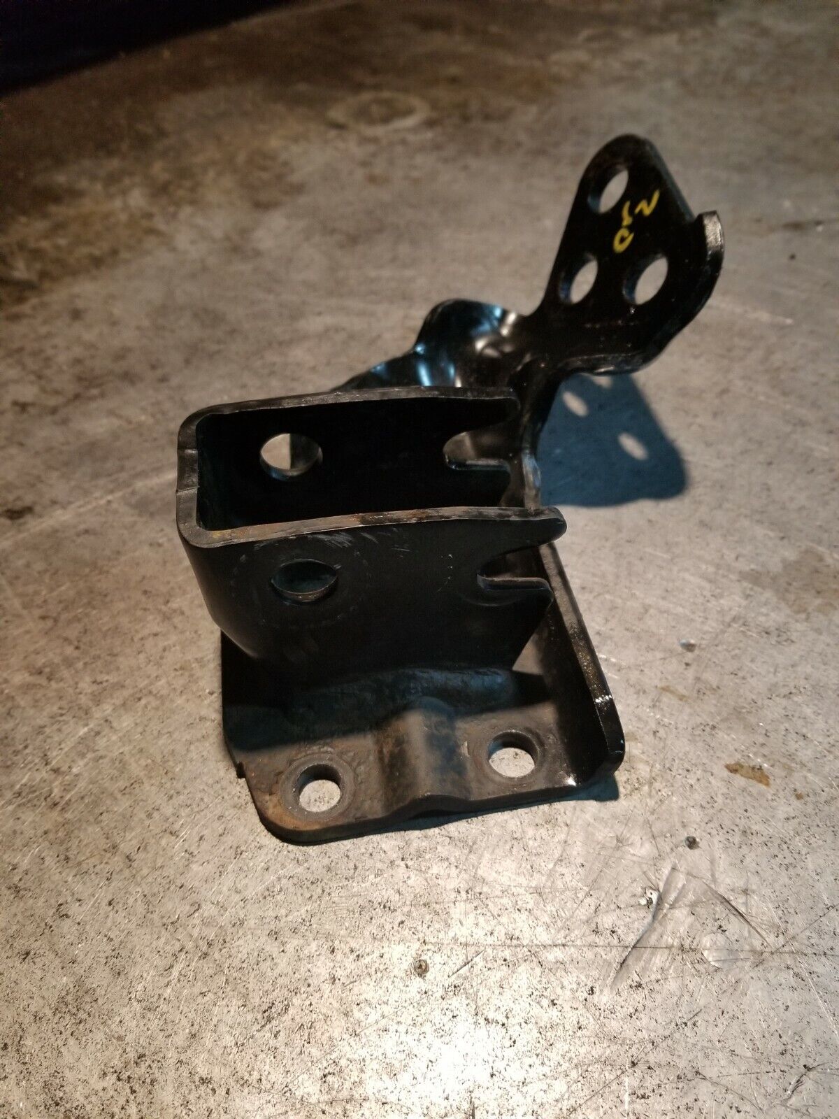 68159779AE 2014-2019 3.0L ECO DIESEL Engine Mount Bracket Left Side Mopar