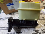 Bendix Master Cylinder, 2 In. Bore - 012379 00072400 W/RESIVOIR