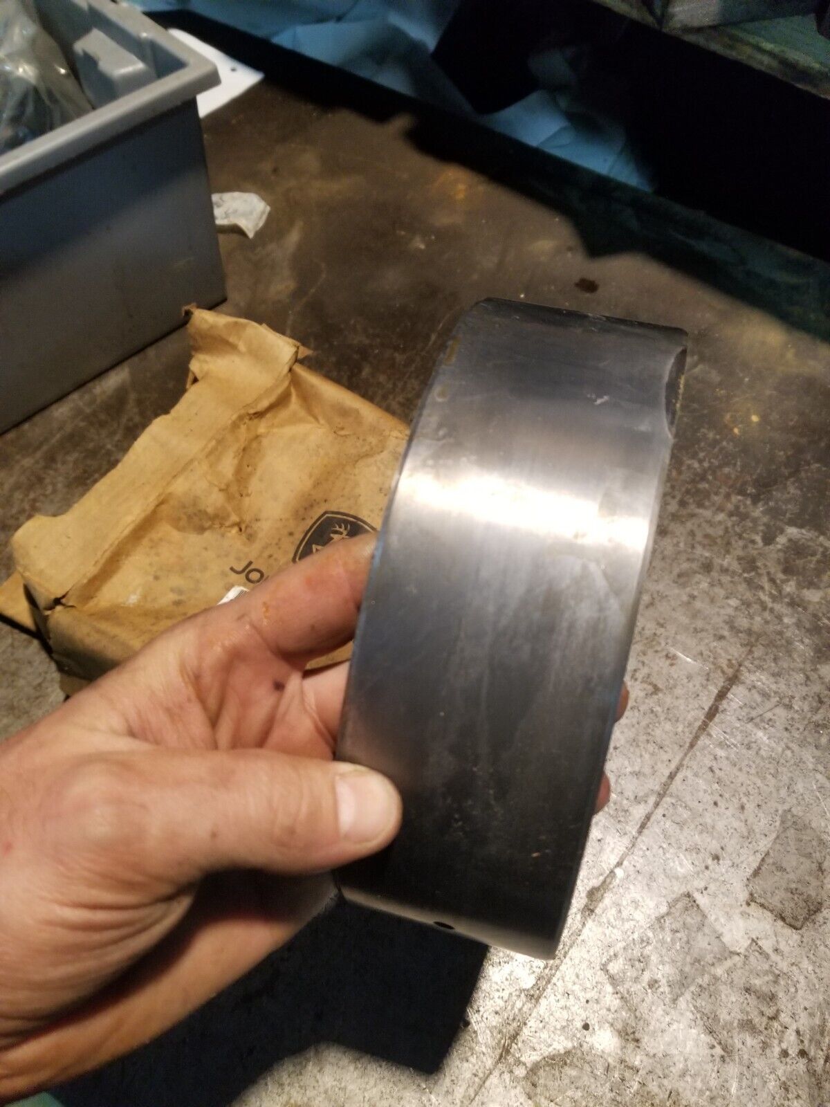 JOHN DEERE BUSHING R72162